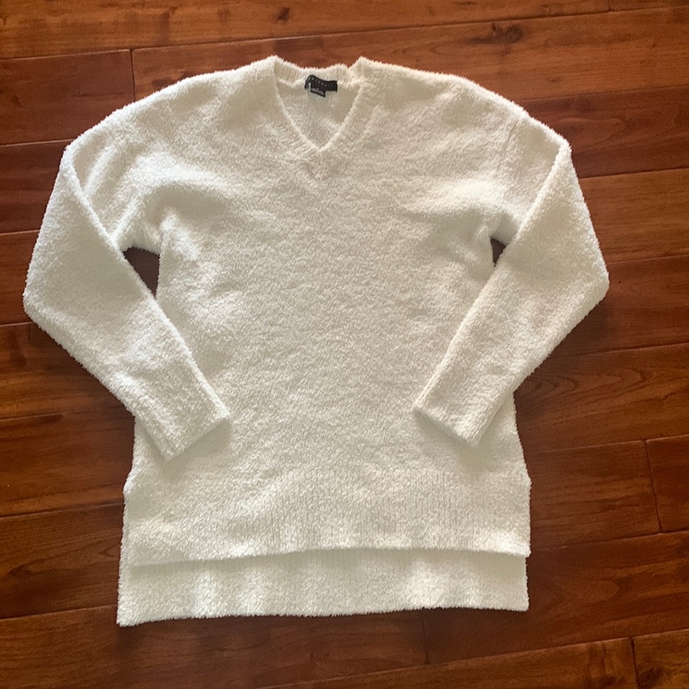 Sanctuary Sweater Women's Size M Bouclé V-Neck White Teddy Anthropologie SO SOFT